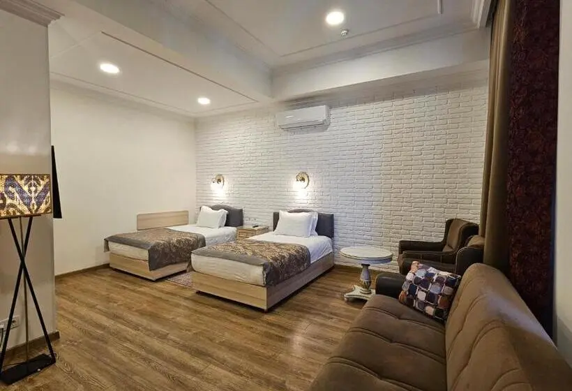 ジュニアスイート, Silk Road Kokand
