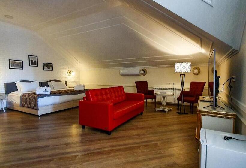 جناح إدارى, Silk Road Kokand