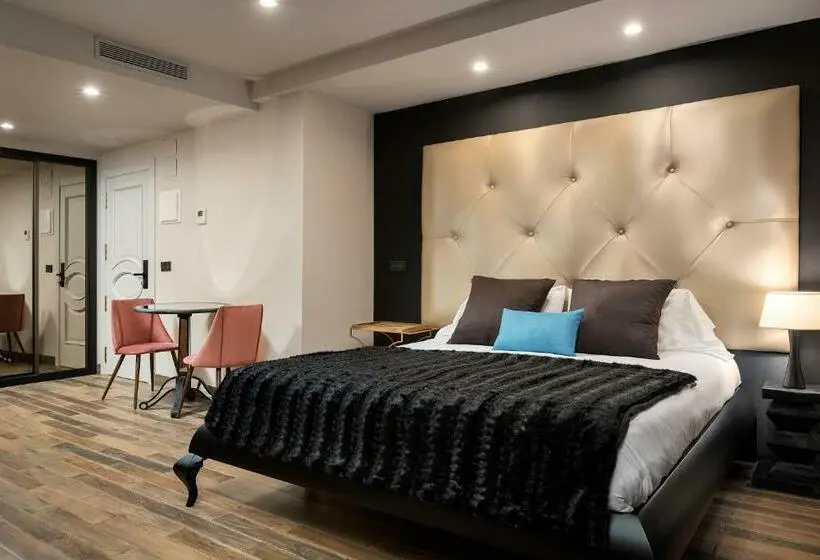 テラス付き１ベッドルームアパートメント, Suite 1907 Aviles