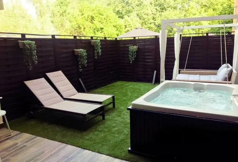 テラス付き１ベッドルームアパートメント, Suite 1907 Aviles