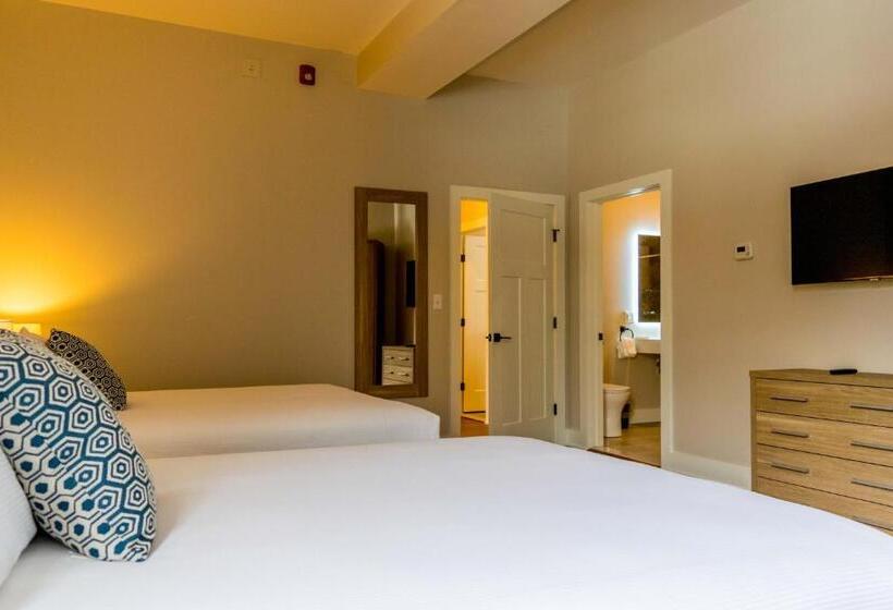 شقة غرفتين, Lake Placid Inn: Main Street