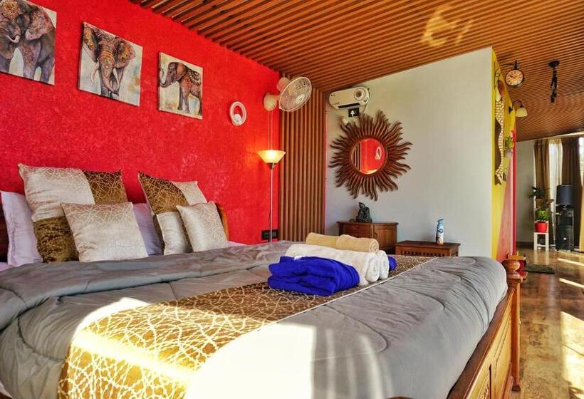 سوییت با چشمانداز کوه, La Niebla Farm Resort