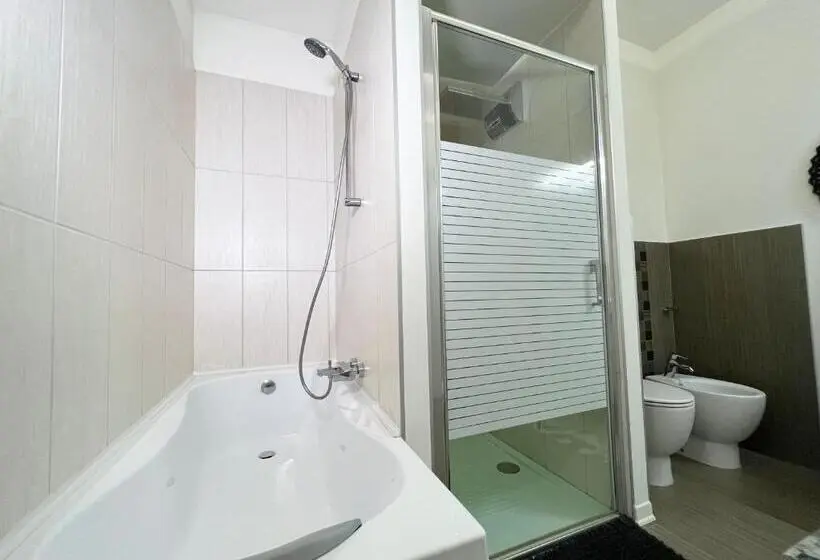 آپارتمان 2 خوابه, Trieste 411  Rooms & Apartments