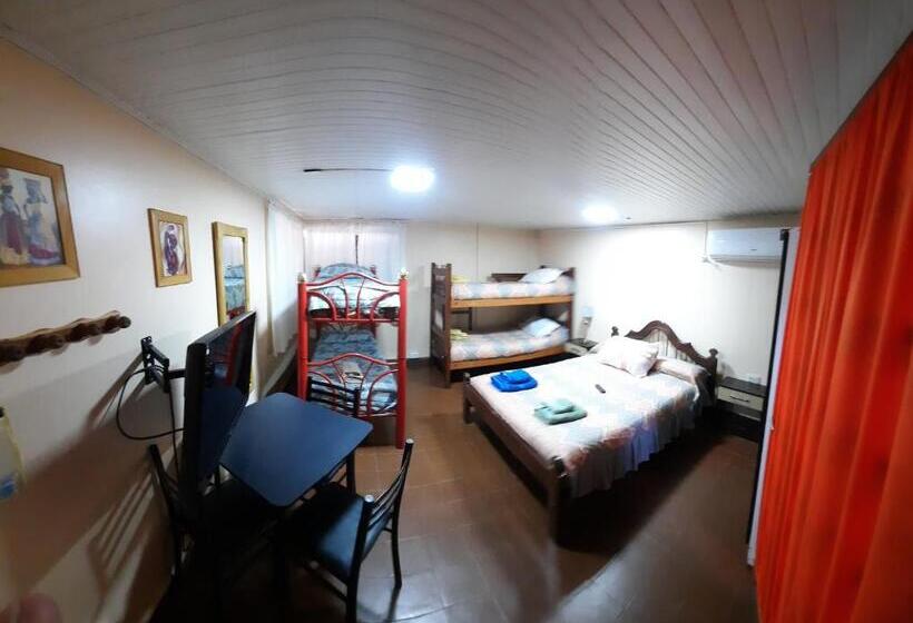 家庭间, La Rojarilla