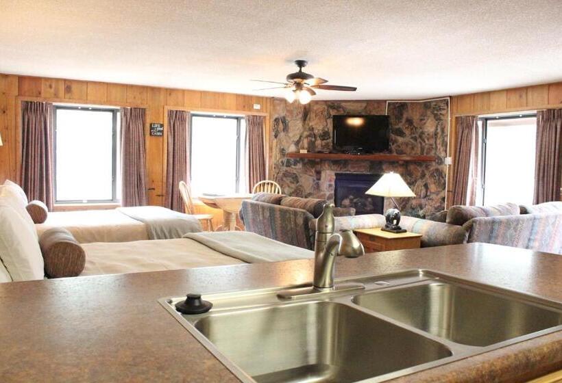 Люкс Вид на Реку, Copper King Lodge