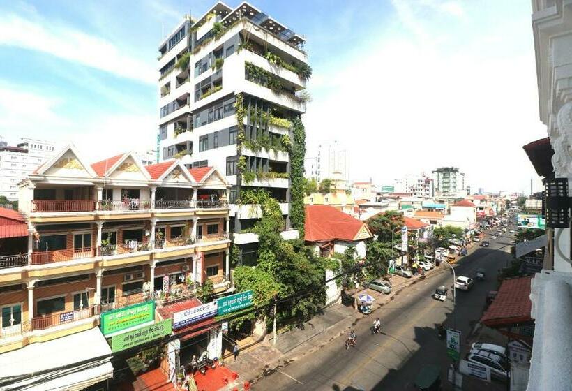 اتاق سوپریور خانوادگی, Grand Elevation