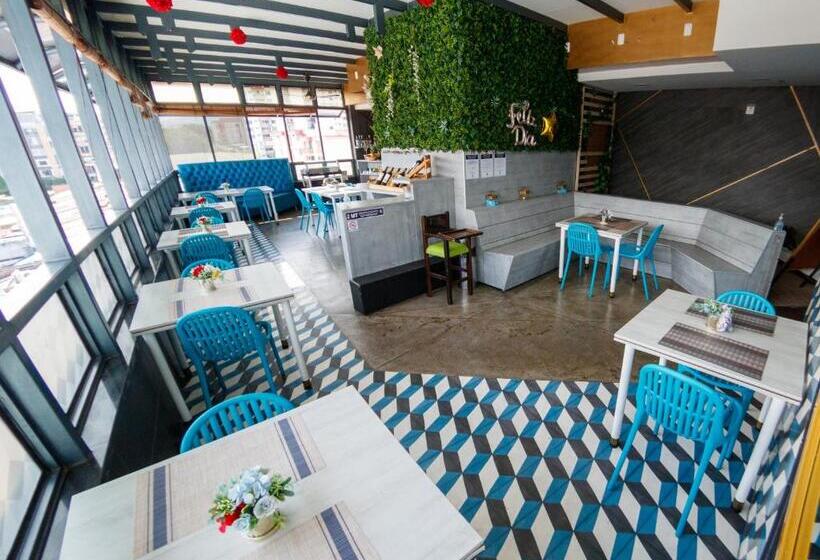 חדר דלוקס, Roseliere Bucaramanga