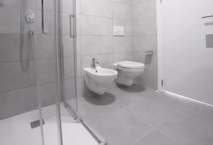 استودیو استاندارد با بالکن, Piamarta Apartments