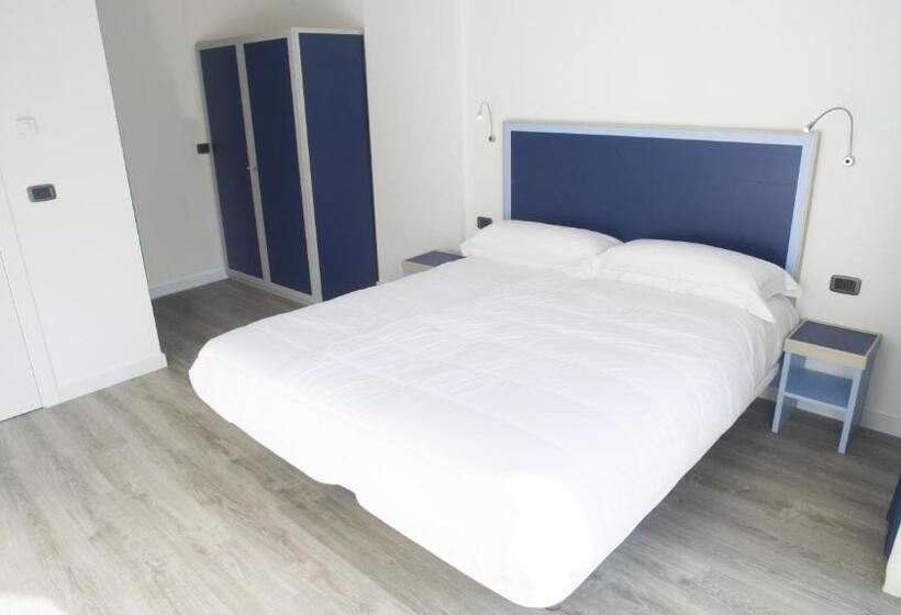 شقة بريميوم غرفة نوم واحدة مزودة بشُرفة, Piamarta Apartments