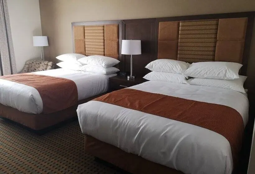 スイート, Best Western Plus Hinton Inn & Suites