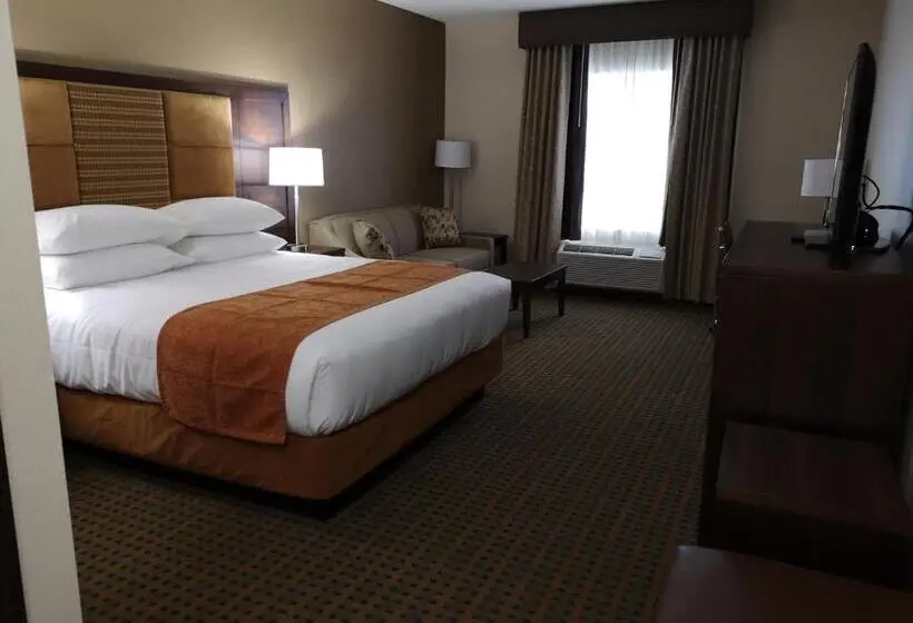 キングサイズベッドのスタンダードルーム, Best Western Plus Hinton Inn & Suites