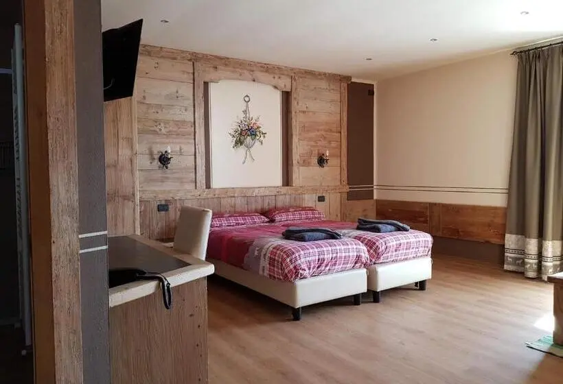 سوییت جونیور, La Grolla Rooms & Apartments