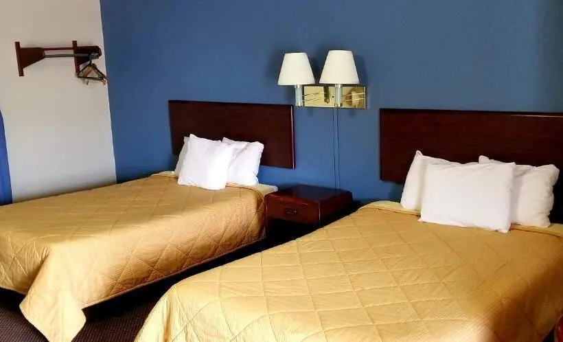 スタンダードルーム, Continental Inn & Suites