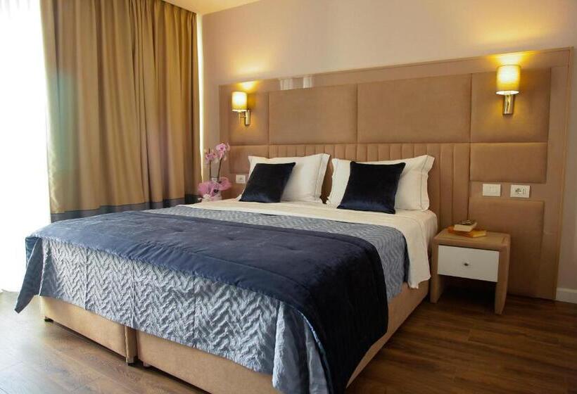 스탠다드 룸 측면 바다 전망, Royal G Hotel And Spa