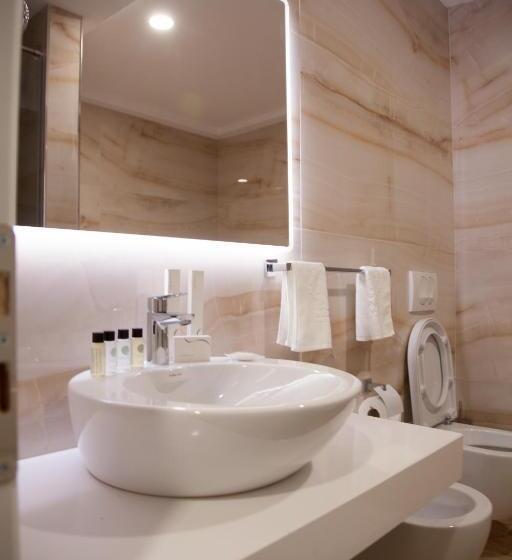 חדר סופריור נוף לעיר, Royal G Hotel And Spa