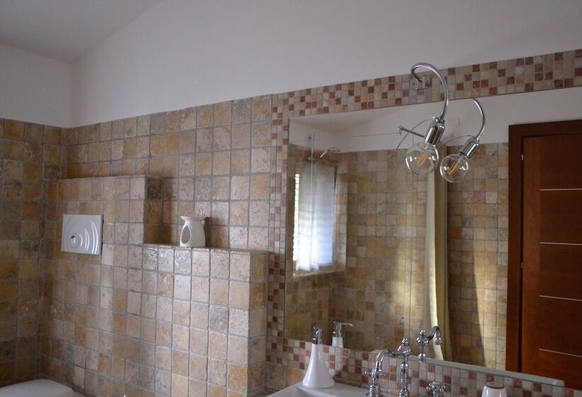 غرفة ديلوكس مزودة بشرفة, B&b Cherry Season