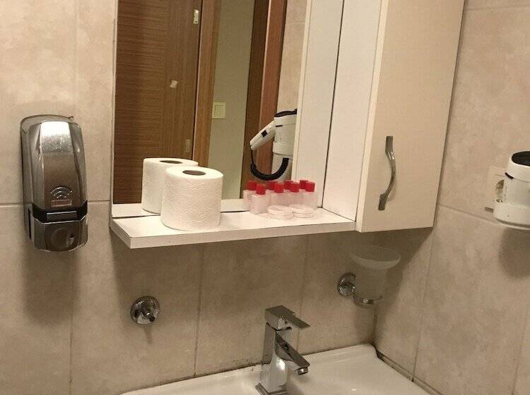 اتاق استاندارد, Altınboynuz Family