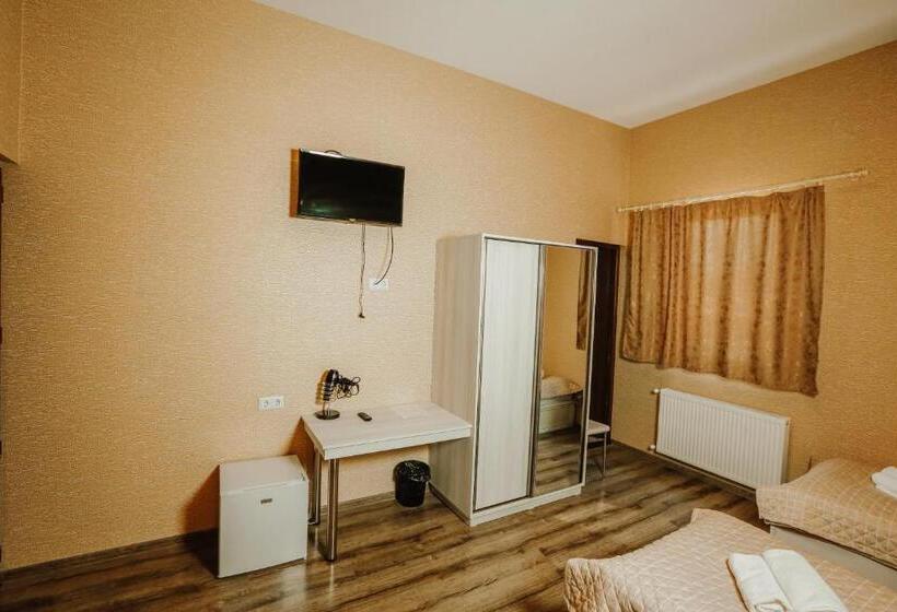 اتاق راحتی سه تخته, Sresidence