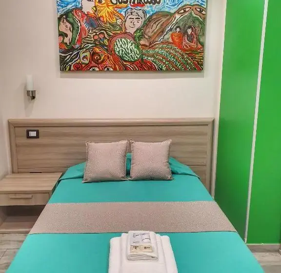 エコノミーシングルルーム, Gustarosso Rooms
