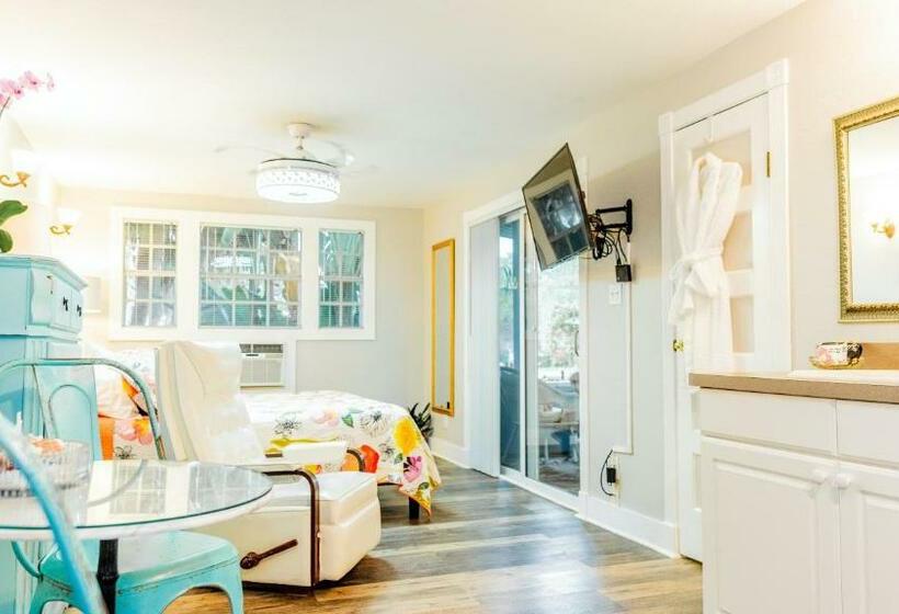 套房带园景, Meranova Guest Inn