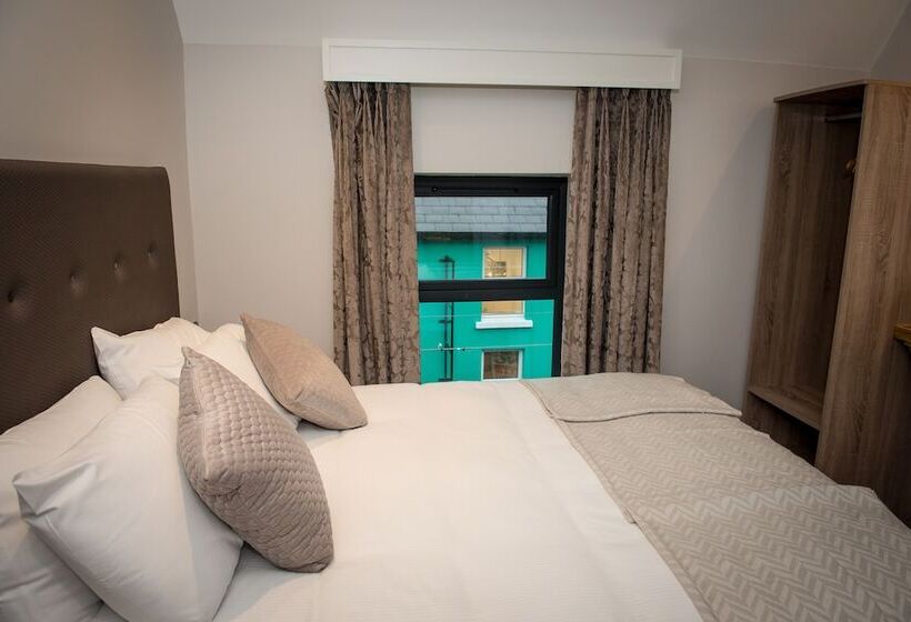 חדר סטנדרט, Tatler Jack