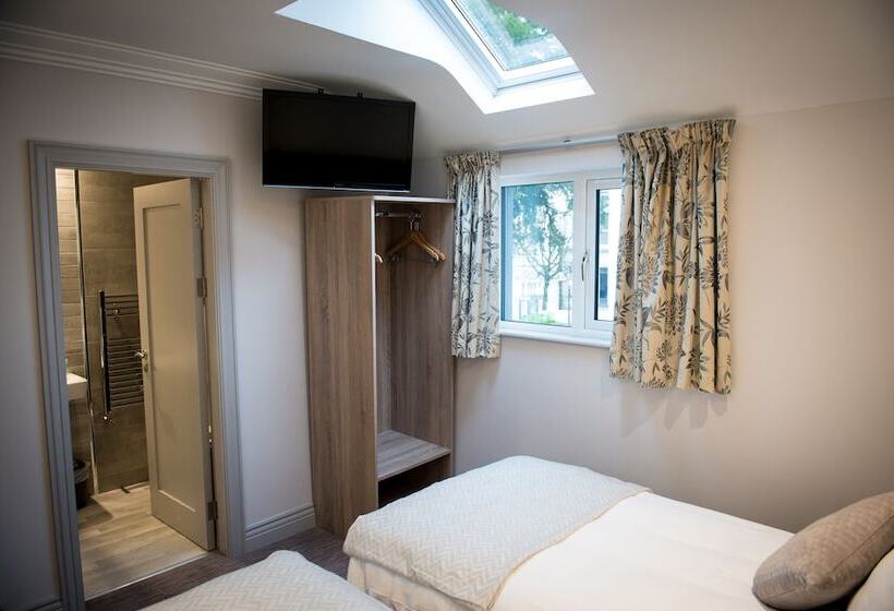 חדר סטנדרט, Tatler Jack