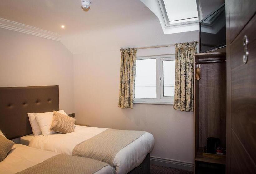 חדר סטנדרט, Tatler Jack