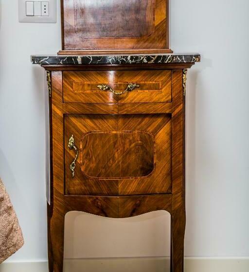 اتاق استاندارد, 20th Century B&b