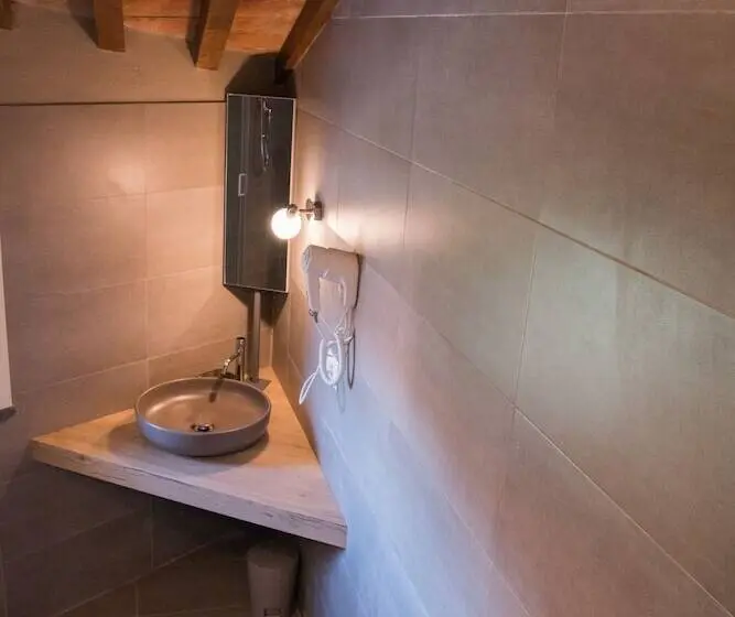 Standard Kolmen Hengen Huone, B&b Silvia