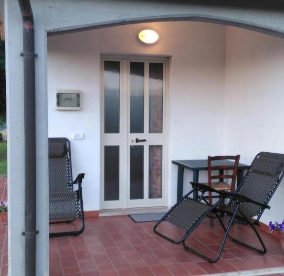 חדר סטנדרט עם מיטת קינג, Agriturismo Uliveto Gretacci