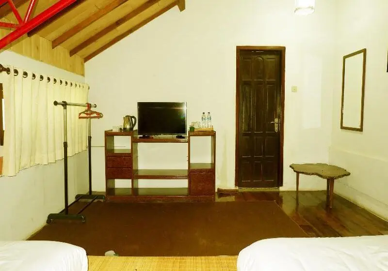 Standart Oda, Cemara S Homestay
