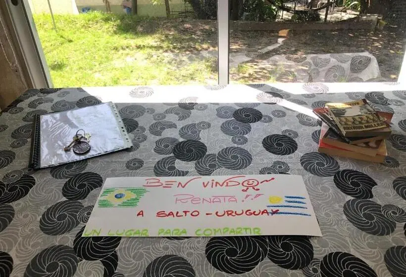 اتاق استاندارد چهار تخته, Un Lugar Para Compartir