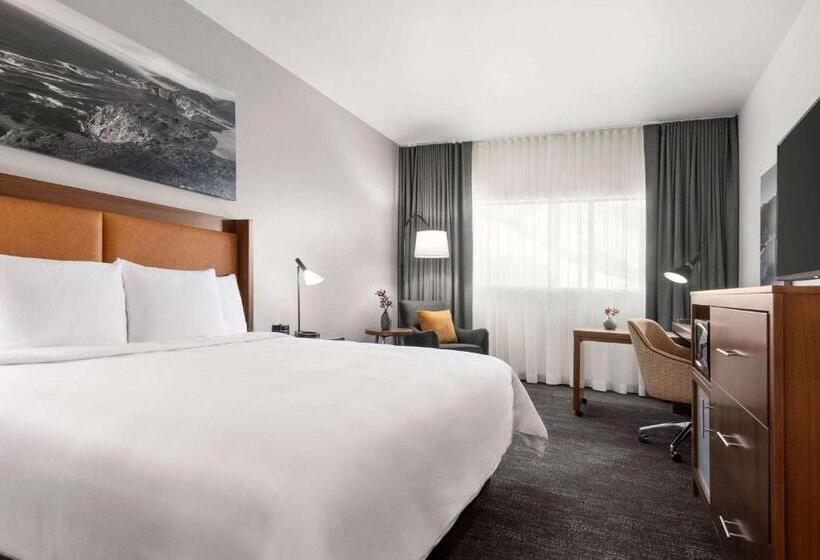 غرفة قياسية سرير كينج لذوى الإحتياجات الخاصة, La Quinta By Wyndham San Luis Obispo