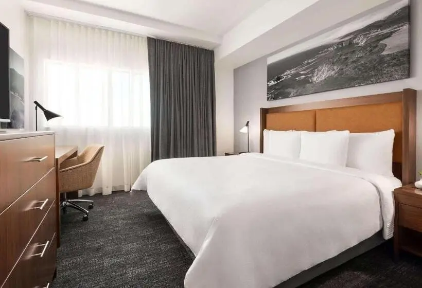キングサイズベッドのデラックススイート, La Quinta By Wyndham San Luis Obispo