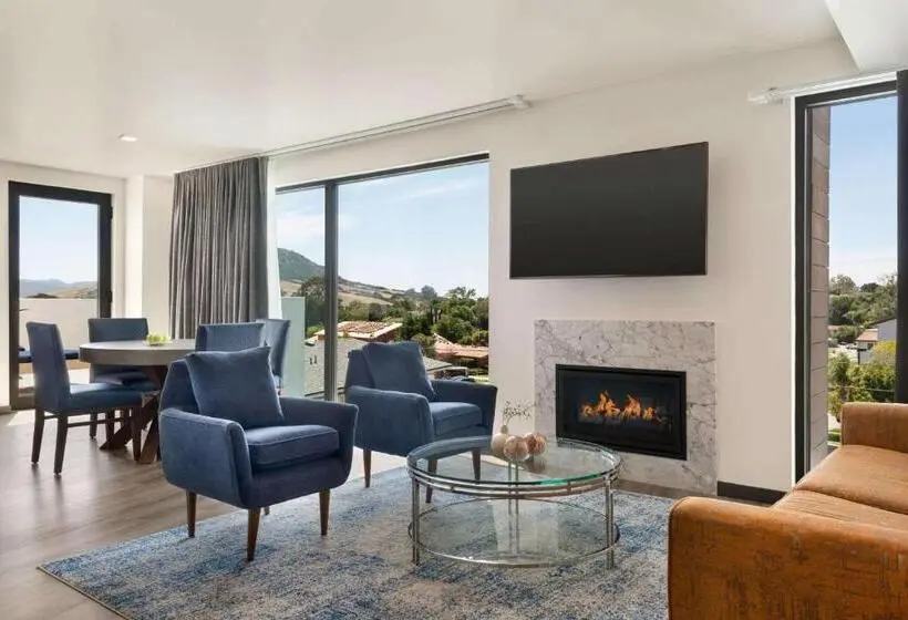 ファミリールーム, La Quinta By Wyndham San Luis Obispo