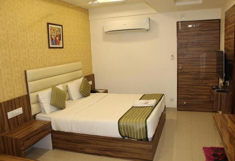 Cameră Standard, Vivan