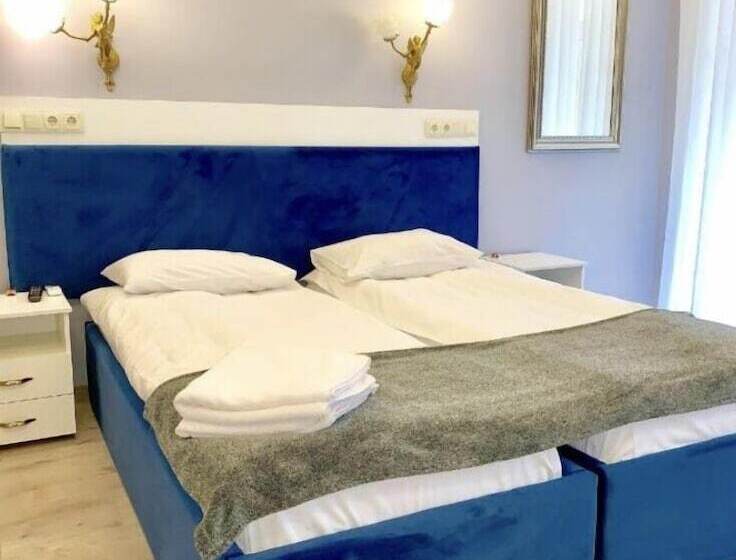 آپارتمان 1 خوابه با بالکن, Kvartal Do Deribasovskoi