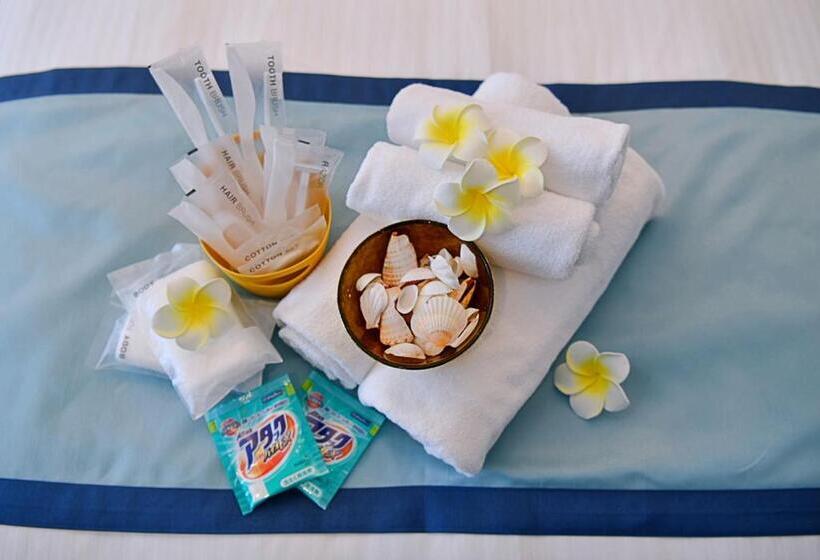 اتاق لوکس چهار تخته, Palm Springs Miyakojima Resort