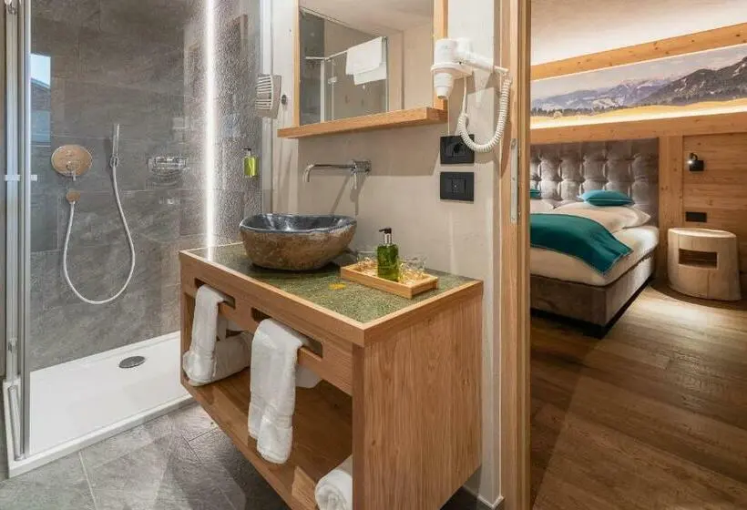 Deluxe-huone Parveke, Garni Mia Co