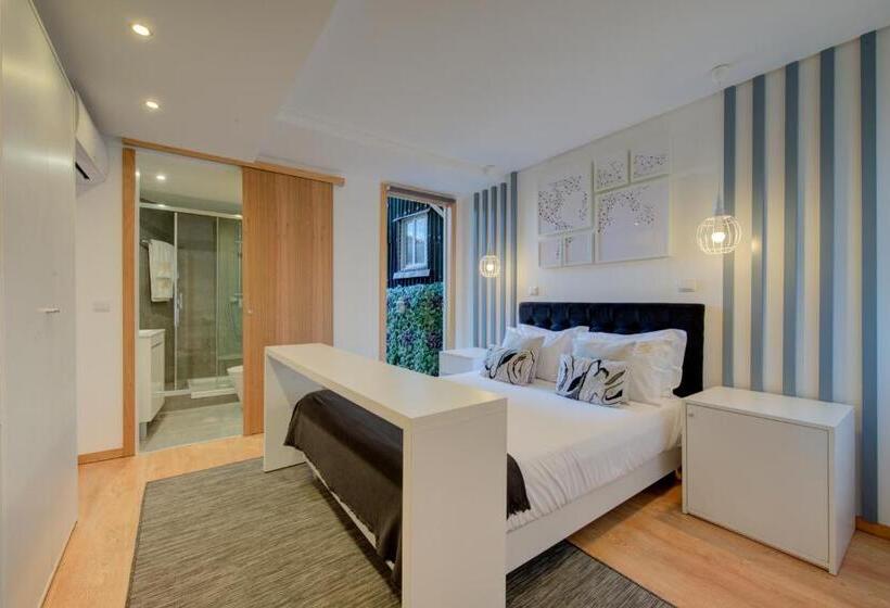 جناح مزود بتراس, Bellu Suites