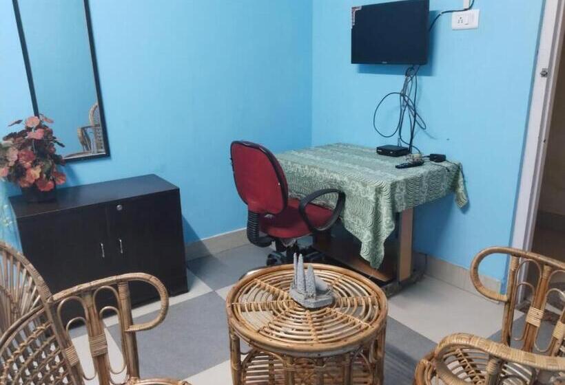 标准间, Winnie S Lodge