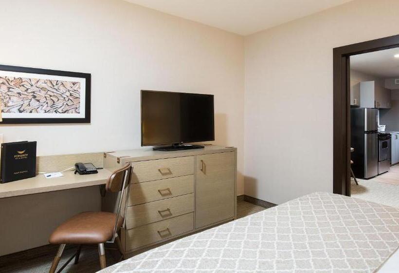 חדר דלוקס עם מיטת קינג, Pomeroy Inn & Suites Prince George