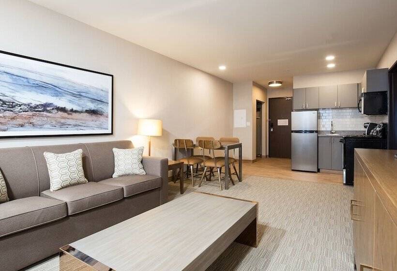 סוויטה אקזקיוטיב, Pomeroy Inn & Suites Prince George