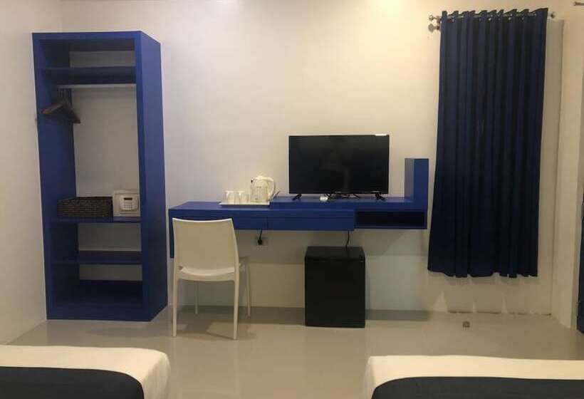 اتاق لوکس, The Palladium