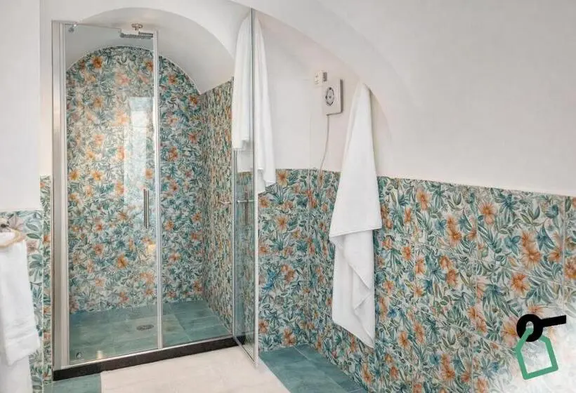 スタンダードルーム, Hotiday Positano Suites And View
