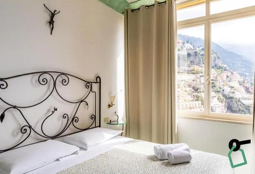 オーシャンビュースタンダードルーム, Hotiday Positano Suites And View