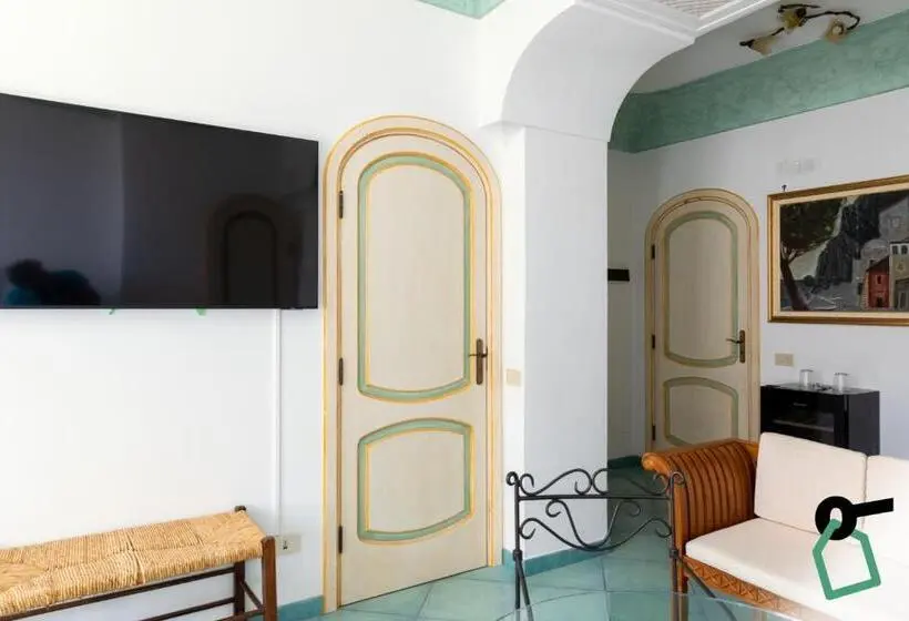 オーシャンビュースタンダードルーム, Hotiday Positano Suites And View