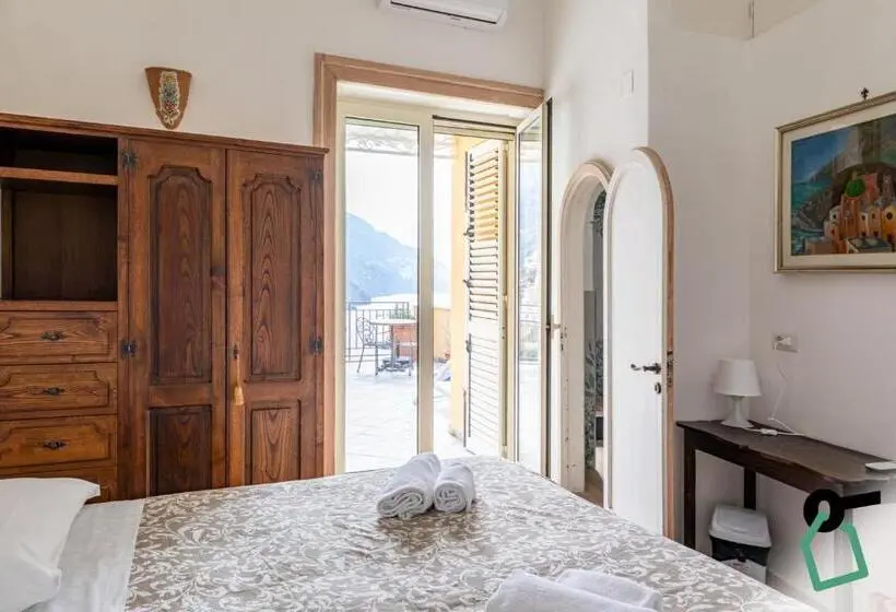 オーシャンビューデラックスルームバルコニー付き, Hotiday Positano Suites And View