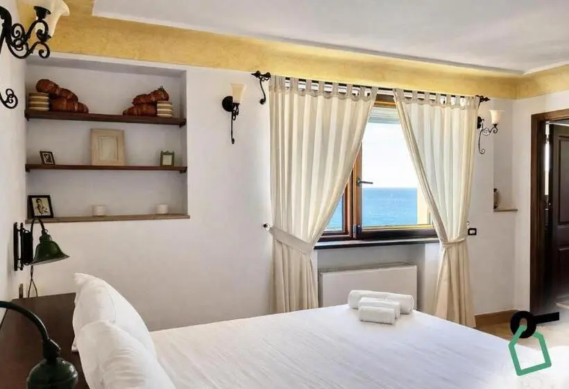 オーシャンビューの１ベッドルームビラ, Hotiday Positano Suites And View