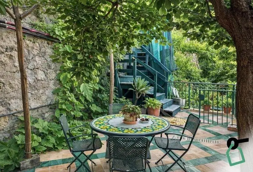 オーシャンビューの１ベッドルームビラ, Hotiday Positano Suites And View